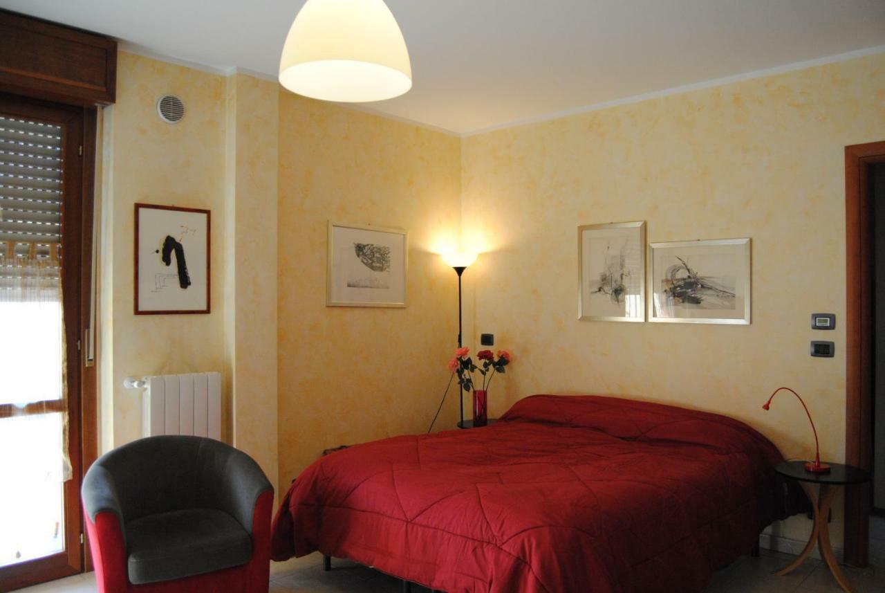 B&Bleterrazze Boutiquehotel2-Torino Чирие Экстерьер фото